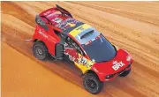  ?? REUTERS ?? Sebastien Loeb and co-driver Fabian Lurquin in action during the second stage of the Dakar Rally.