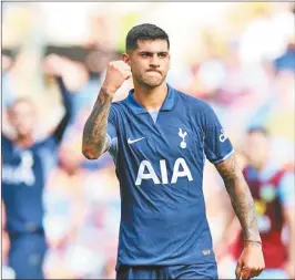  ?? ?? EL ‘CUTI’. El defensor del Tottenham recogió elogios por doquier por su nivel de juego y está en el top ten de los mejores centrales.