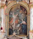  ??  ?? Eines der Werke Johann Baptist Baaders: das Altargemäl­de in Mariä Verkündi gung in Leeder.