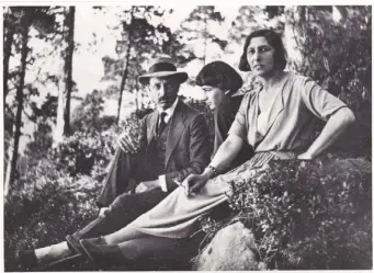  ?? ESPECIAL ?? Rainer Maria Rilke con Balthus y su madre, Baladine Klossowska.