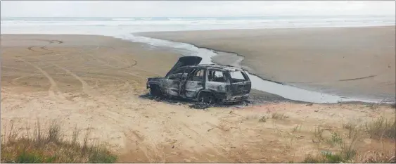  ?? PICTURE / FACEBOOK ?? Another burnt-out car on 90 Mile Beach.