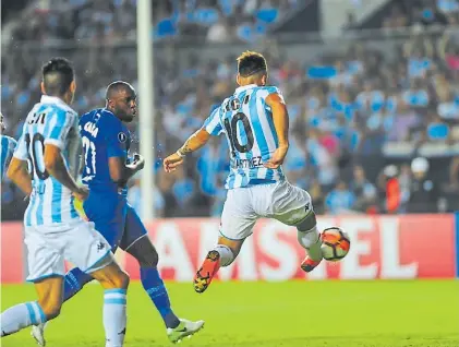  ?? MARCELO CARROLL ?? El primero. Apareció sin marca y habilitado (López no) y tocó con calidad de derecha.