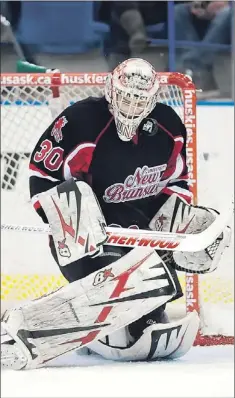  ?? — File photo/unb ?? After two years with the University of New Brunswick Varsity Reds, goaltender and Labrador City native Dan LaCosta has signed a one-year contract to play with the Cardiff (Wales) Devils of the Elite Ice Hockey League, the top profession­al league in...