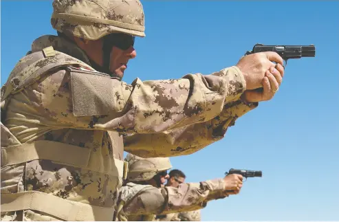  ?? COURTESY CANADIAN FORCES ?? The Canadian Forces wants to replace as many as 16,500 Browning handguns in a deal worth up to $18 million.