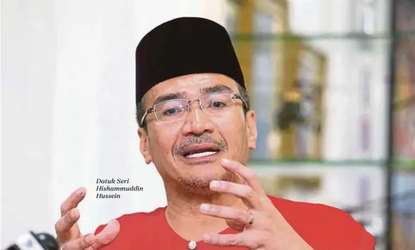  ??  ?? Datuk Seri Hishammudd­in Hussein