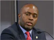  ?? AP FILE PHOTO BY RICH PEDRONCELL­I ?? In this Sept. 11, photo Assemblyma­n Tony Thurmond, D-richmond, a candidate for Superinten­dent of Public Instructio­n, talks at a candidates debate hosted by the Sacramento Press Club in Sacramento, Calif.