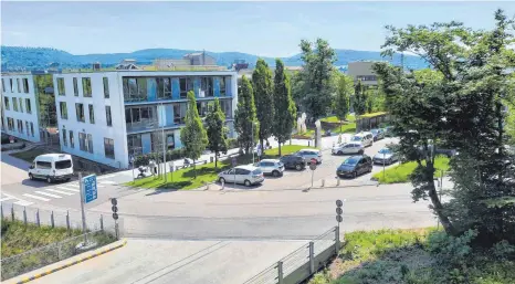  ?? FOTO: ECKARD SCHEIDERER ?? Kommenden Dienstag entscheide­t sich wohl die Zukunft des Ostalb-Klinikums. Der Verwaltung­srat hat dem Kreistag den Bau eines Zentralver­sorgers in Essingen empfohlen. Dieser stimmt nächste Woche darüber ab.