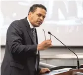  ?? SUN-TIMES FILE ?? Troy LaRaviere, president of the Chicago Principals and Administra­tors Associatio­n, speaks at a CPS Board of Education meeting.