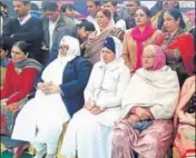  ?? HT PHOTO ?? Rajdeep Kaur (seated, second from right) during a campaign meet in Fazilka.