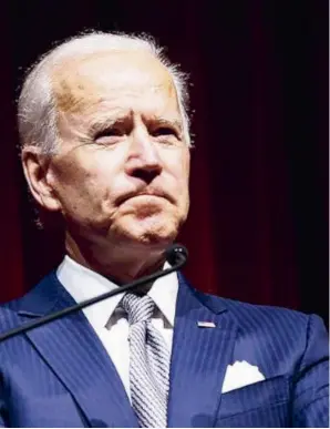  ?? AFP ?? Joe Biden no enfrentó serios desafíos en las elecciones primarias del “supermarte­s”, y Trump arrasó en las de su partido.