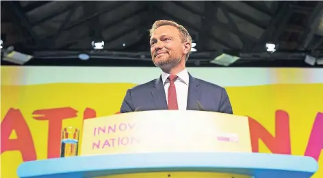  ?? FOTO: DPA ?? Christian Lindner nach seiner anderthalb­stündigen Rede beim FDP-Parteitag in Berlin.