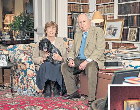  ??  ?? GOING BY THE BOOKS Lord and Lady De La Warr at Buckhurst Park, main; the wellstocke­d library, above; the dining room, below