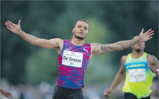  ?? DARRYL DYCK / THE CANADIAN PRESS ?? Canada’s Andre De Grasse, pictured at the Harry Jerome Internatio­nal Track Classic in Coquitlam, B.C., last month, wants to beat Usain Bolt at worlds before Bolt retires. De Grasse finished third behind Bolt and Justin Gatlin to win bronze in the 100...
