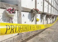  ??  ?? El sábado pasado 21 cuerpos fueron trasladado­s al Panteón Guadalajar­a.