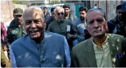  ?? — H.U NAQASH ?? Former Union minister Yashwant Sinha (left) arrives for a meeting in Srinagar on Tuesday.