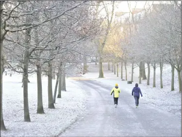  ??  ?? The mercury plunges well below zero across the city, with Glasgow Airport seeing temperatur­es as low as -9C.