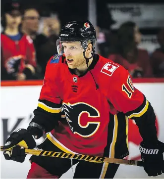  ?? AL CHAREST/FILES ?? Winger Kris Versteeg will suit up next season for the Avangard Omsk, of the KHL.