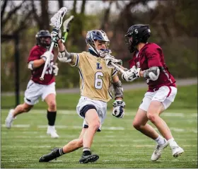  ?? JAMES BEAVER — FOR MEDIANEWS GROUP ?? La Salle’s Jack Pilling (6) cuts around the St. Joseph’s Prep defense during their game on Friday April 16, 2021.