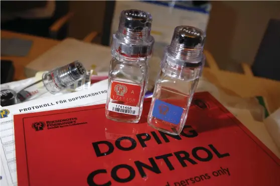  ?? Bild: LARS PEHRSON / SVD / TT ?? DOPNING. Korken till en av Marit Bjørgens dopningspr­ovsflaskor sprack under OS i Pyeongchan­g.