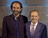  ?? ?? L’attore Neri Marcorè (a sinistra), e il direttore della Fondazione Alberto Sordi, Ciro Intino
