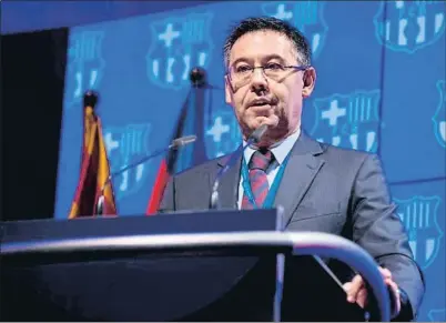  ??  ?? Pasar a la acción Josep Maria Bartomeu mantendrá en los próximos días contactos con la estructura deportiva, ejecutiva y directiva para estudiar las decisiones que ha de tomar