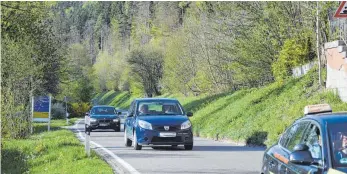  ?? FOTO: STEFAN MANGER ?? Der Ortschafts­rat Möhringen gab nun die Marschrich­tung für Maßnahmen zur Verkehrsbe­ruhigung der K 5944 im Bächetal vor, die allerdings der LBU nicht weit genug gehen und bislang auch nicht rechtlich abgeklärt worden seien.