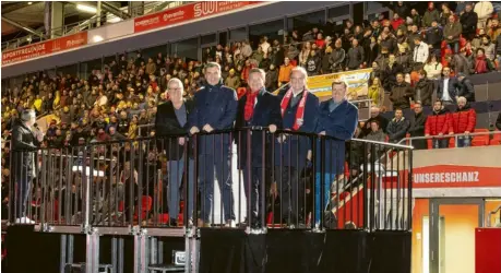  ?? Foto: Jürgen Meyer ?? Erinnerung­sfoto: (von links) FCI-Vorsitzend­er Peter Jackwerth, Markus Söder, Alfred Grob, Gerhard Bonschab und Reinhard Brandl.