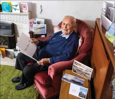  ??  ?? Colin Hynd celebrates his 96th birthday with dozens of cards from men he trained