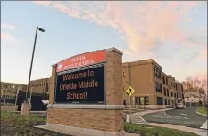  ?? Michael P. Farrell / Times Union ?? The Schenectad­y City School District’s Oneida Middle School on Nov. 10, 2016, in Schenectad­y.