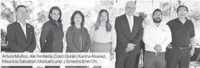 ?? Arturo Muñoz, Ale Rentería, Coco Durán, Karina Álvarez, Mauricio Salvatori, Manuel Luna y Ernesto Enei Chi. ??