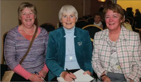  ??  ?? Mary O’Keeffe, Banteer, and Nora O’Flaherty, Lismire, with author Alice Taylor at the IRD Duhallow Bealtaine Festival Reminiscen­ce Evening which was held at the James O’Keeffe Institute, Newmarket.