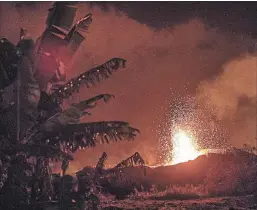  ?? TAMIR KALIFA NYT ?? Lava flows from a Kilauea volcano fissure in Kapoho, Hawaii, on May 18, 2018.