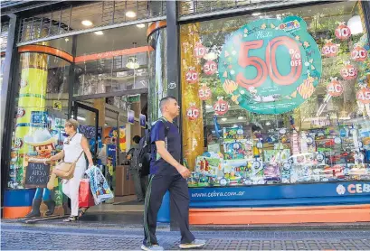  ?? NA ?? Juguetería y Artículos de Librería fue el rubro que más retrocedió, con un derrumbe de 14,8 por ciento.