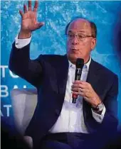  ?? Foto: Getty Images ?? Der CEO von BlackRock Larry Fink will grüne Finanzen. Aber immer mit einem Auge auf den Profiten.