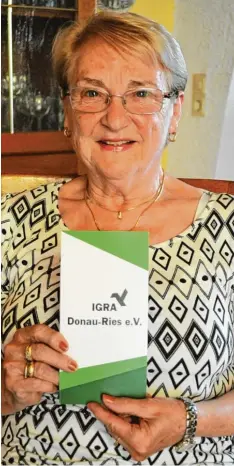  ?? Foto: Wenzel ?? Der Verein IGRA Donau Ries setzt sich seit 1987 dafür ein, dass psychisch kranke Menschen einen Arbeitspla­tz bekommen. Vorsitzend­e ist Helga Ewig aus Bäumen heim.