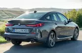  ??  ?? Sopra e in basso, la nuova generazion­e della Bmw Serie 2 Gran Coupé: nasce sul pianale della Serie 1. La trazione è anteriore o integrale