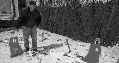  ?? LYNN CURWIN/TRURO NEWS ?? A nativity scene and light-up reindeer on Don Pickrem’s lawn were purposely damaged recently. Because of the vandalism, he’s decided this will be the last year he’ll have Christmas decoration­s outdoors.