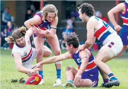  ?? ?? Bunyip’s Ryan Lewis (left) and Alex Dijkstra (right) compete with their opponents for the ball.