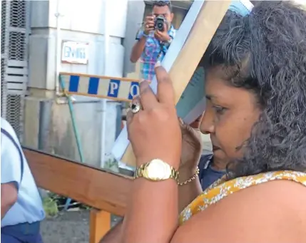  ?? Photo: Fonua Talei ?? Meena Devi outside the Suva Magistrate­s Court on January 24, 2018.