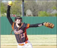  ?? Special to NWA Democrat-Gazette/RANDY MOLL ?? Gravette freshman Cally Kildow Greenland on April 6 in Gravette. delivers a pitch against