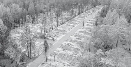  ?? NOAH BERGER/AP ?? Homes in the Ridgewood Mobile Home Park were leveled by the Camp fire that plowed through the retirement community in Paradise, Calif.