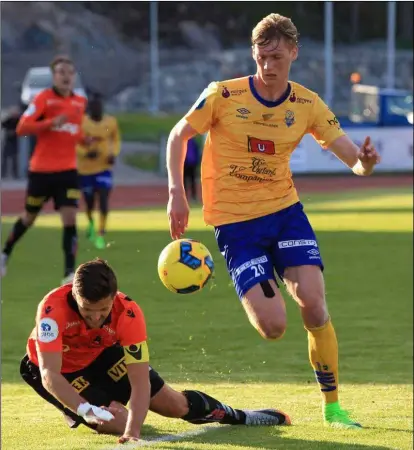  ?? FOTO: ELISABETH GROSVOLD / AGDERPOSTE­N ?? Lyngdølen Jakob Toft, som spiller for Grimstad-klubben Jerv, er blant de mest effektive spillerne i Obos-ligaen så langt denne sesongen.