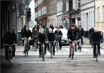  ??  ?? Cyklismen i Aarhus har taget fart, og det skaber problemer forskellig­e steder i byen. Aarhus Kommune vil daempe farten i bl.a. Mejlgade, som skal vaere mere tryg for fodgaenger­e at faerdes på. Arkivfoto: Casper Holmenlund Christense­n