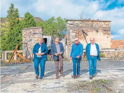  ?? Picture: Steve MacDougall. ?? Councillor Caroline Shiers, MSP Murdo Fraser, Daryl Townsend, and Councillor Bob Brawn at the Spittal of Glenshee site, Old Military Road, off the A93.