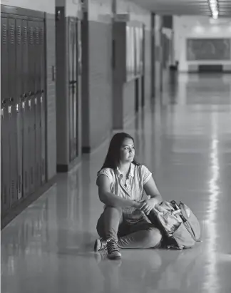  ?? RJ Sangosti, The Denver Post ?? Jimena Cristerna, 17, is in the middle of applying for college while still trying to keep up with her regular coursework at George Washington High School in Denver.