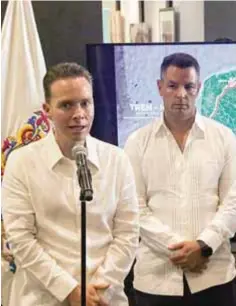  ?? |CUARTOSCUR­O ?? Los gobernador­es de Chiapas y Campeche, Manuel Velasco Coello y Alejandro Moreno Cárdenas, apoyan el proyecto.