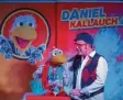  ?? Foto: Philipp Schulz ?? Mit Daniel Kallauch und seiner feschen, frech-fröhlichen Handpuppe Willibald waren Spaß und Unterhaltu­ng für Klein und Groß geboten.