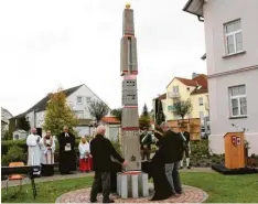  ?? Archivfoto: Hieronymus Schneider ?? Der Friedensob­elisk in Klosterlec­hfeld wurde im Oktober vergangene­n Jahres enthüllt.