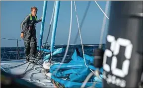  ??  ?? Le bateau LinkedOut de Thomas Ruyant peut dépasser les 60 km/h en mer.