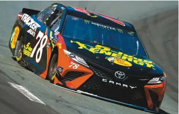  ?? PHOTO COURTOISIE NASCAR ?? Martin Truex Jr. a inscrit le chrono le plus rapide hier lors de la dernière séance d’entraîneme­nt en prévision de la course de la Coupe Monster Energy qui aura lieu cet après-midi à Loudon, au New Hampshire.